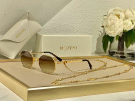 Picture of Valentino Sunglasses _SKUfw47394404fw